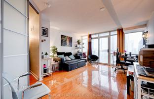 4-bedroom apartment in Brunel Court for C$851,000
