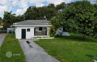 3-bedroom house 110 m² in Miami for $740,000