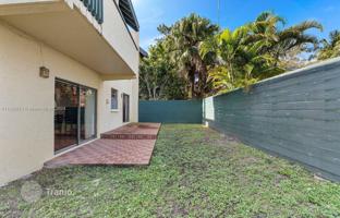 2-bedroom house 144 m² in Miami for $1,149,000