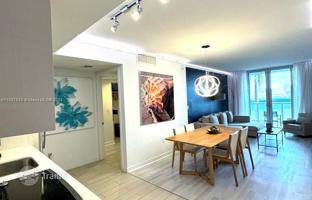 2-bedroom apartments in condo 96 m² in Hallandale Beach for $518,000