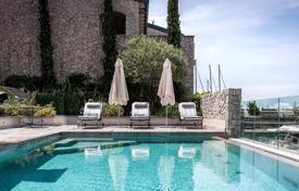 Une magnifique villa avec piscine sur la Rivera Italienne for 7,350,000 €