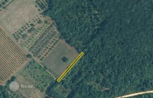 Land plot 5,672 m² in Rovinj for 41,000 €