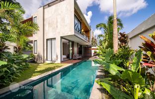 New villa with a pool and a parking, Berawa, Badung, Bali, Indonesia for $550,000
