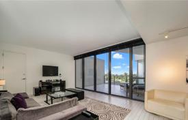 Furnished apartment with ocean views in a residence on the first line of the beach, Miami Beach, Miami, USA for $1,200,000