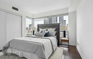2-bedroom apartment in Yonge Street for C$1,004,000