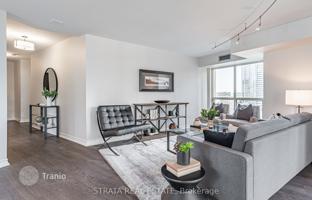 9-bedroom apartment in The Esplanade for C$1,340,000