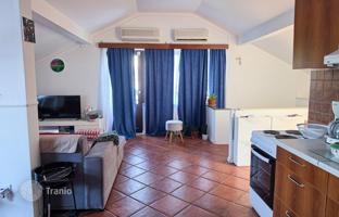 2-bedroom apartment 75 m² in Primorje-Gorski Kotar County for 300,000 €