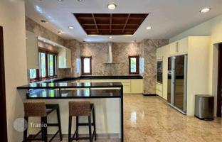 3-bedroom villa 380 m² in Pattaya for $715,000