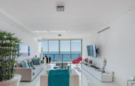 Stylish apartment with ocean views in a residence on the first line of the beach, Key Biscayne, Florida, USA for $3,995,000