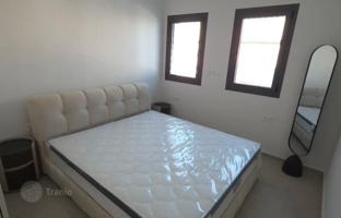 3-bedroom apartment 135 m² in Mesa Geitonia for 550,000 €