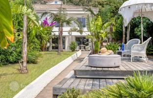 2-bedroom apartment in Saint-Raphaël for 1,975,000 €