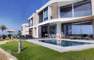 1 new villa in residential complex in Chloraka for From 2,250,000 €