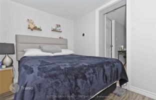 11-bedroom house in York for C$1,442,000