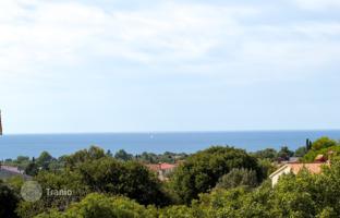 2-room apartment 58 m² in Peroj for 305,000 €