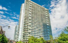 Apartment – The Queensway, Toronto, Ontario,  Canada for C$690,000