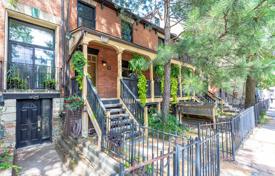 Terraced house – Old Toronto, Toronto, Ontario,  Canada for 529,000 €