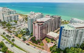 Condo – Collins Avenue, Miami, Florida,  USA for $599,000