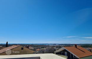 6-room house 240 m² in Ližnjan for 395,000 €