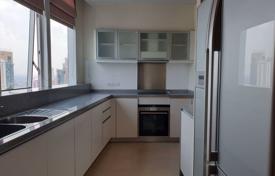 3-bedroom apartments in condo in Khlong Toei for $3,060 per week