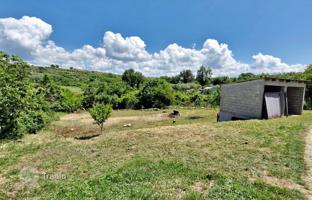 Land plot 702 m² in Brtonigla for 153,000 €