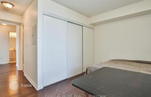 6-bedroom apartment in North York for C$915,000