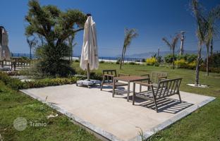 3-bedroom penthouse 240 m² in Kargicak for 41,646,000 TRY