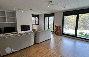 Modern townhouse with beautiful views of the Pyrenees in La Massana, Andorra for 1,460,000 €