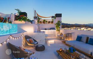 2-bedroom apartment 93 m² in Estepona for 425,000 €