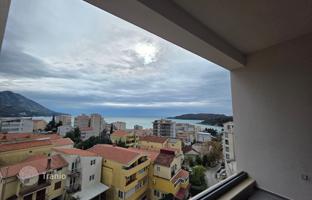 2-bedroom apartment 105 m² in Becici for 370,000 €