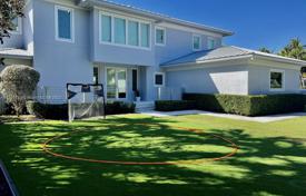 Townhome – Lagorce Drive, Miami Beach, Florida,  USA for $6,000,000