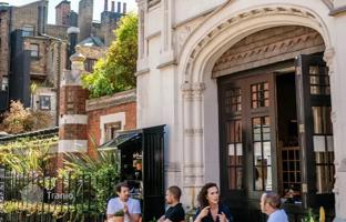 3-bedroom apartment in new building 110 m² in London for £1,850,000