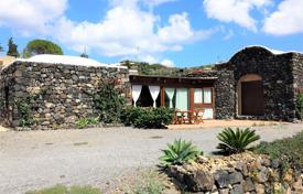 Villa with a panoramic sea view and a garden, Pantelleria, Italy for 499,000 €