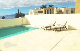3-bedroom cottage 240 m² in Costa Adeje for 1,345,000 €