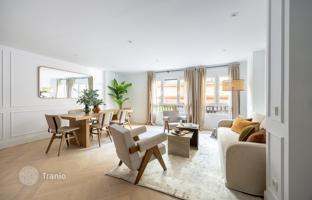 Furnished and renovated apartment in Salamanca district, Madrid, Spain for 1,200,000 €