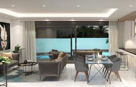 Modern villa with 3 bedrooms, solarium and private pool in Ciudad Quesada for 555,000 €