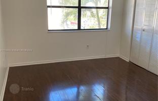 2-bedroom apartments in condo 69 m² in Hialeah for $275,000