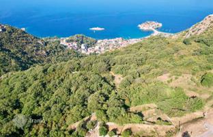 Land plot 7,000 m² in Blizikuće for 1,550,000 €