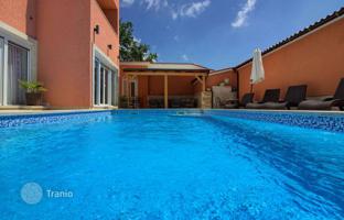 6-room house 360 m² in Medulin for 800,000 €