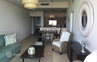 2-bedroom apartments in condo in Sunrise for $385,000