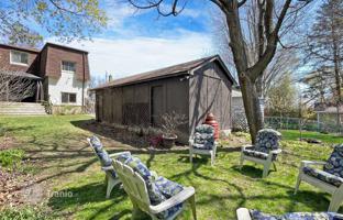 8-bedroom house in Scarborough for C$1,597,000