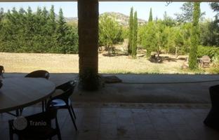 4-bedroom cottage 400 m² in Pareklisia for 1,970,000 €