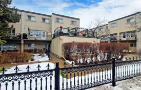 Apartment – Bathurst Street, Toronto, Ontario,  Canada for C$675,000