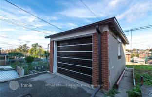 7-bedroom townhouse in York for C$1,297,000