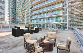 Apartment – Lake Shore Boulevard West, Etobicoke, Toronto,  Ontario,   Canada for C$881,000
