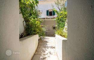 4-bedroom townhouse in Corfu for 340,000 €