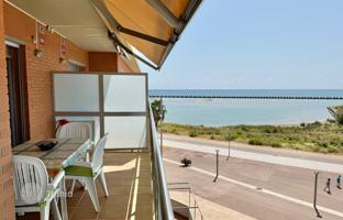 2-bedroom penthouse 153 m² in Cubelles for 390,000 €