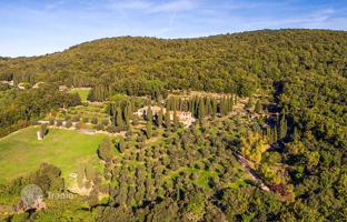 27-bedroom cottage in Sassetta for 4,800,000 €