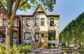 Terraced house – Old Toronto, Toronto, Ontario,  Canada for C$1,211,000