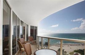 Modern flat with ocean views in a residence on the first line of the beach, Sunny Isles Beach, USA for $912,000