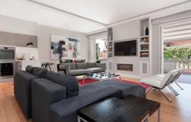 Renovated penthouse next to Spanish Steps for 1,500,000 €